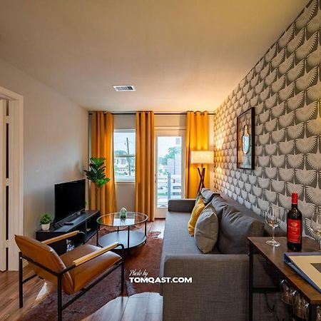 Envision Anita Apartment Houston Exterior photo