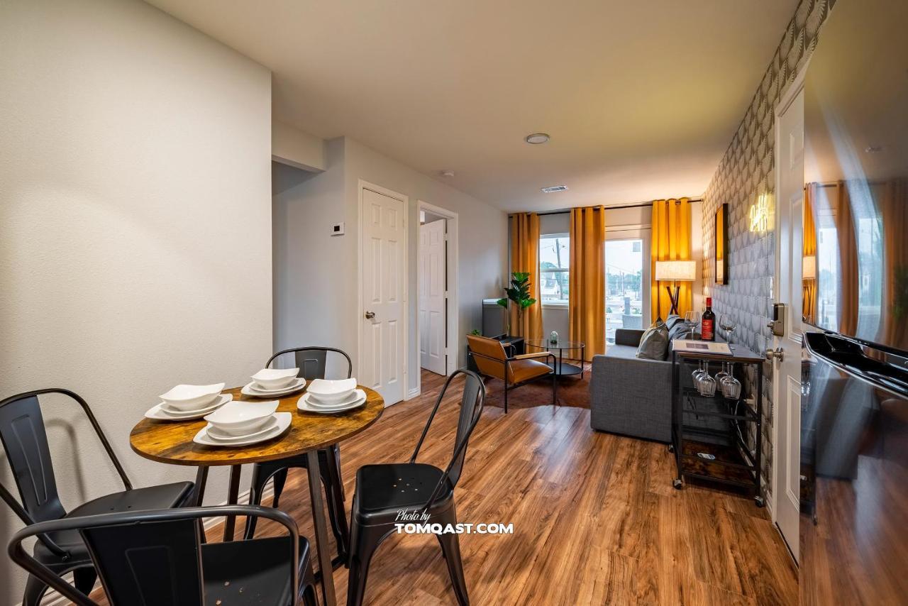 Envision Anita Apartment Houston Exterior photo
